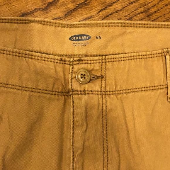 Mens Camel Colored Flat Front Longer Length Chino Shorts Sz 44 - Picture 3 of 7